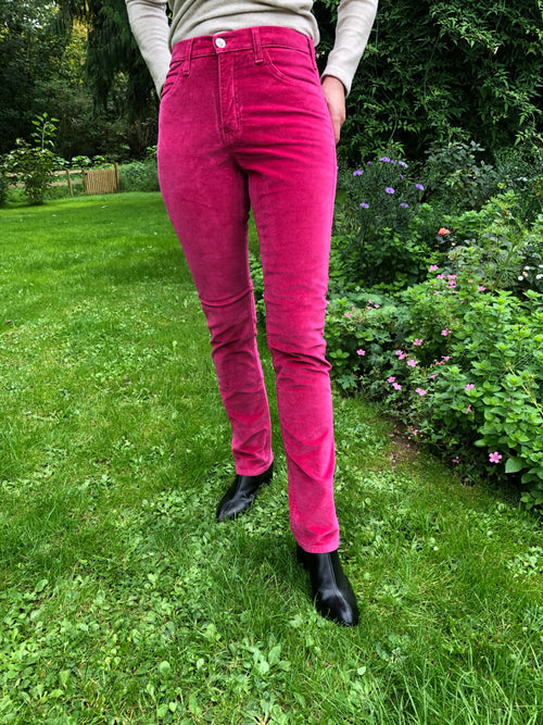 Amazing Woman Velvet Straight Leg Jeans in Raspberry
